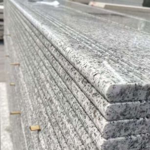 郴州芝麻白楼梯踏步 花岗岩楼梯板材