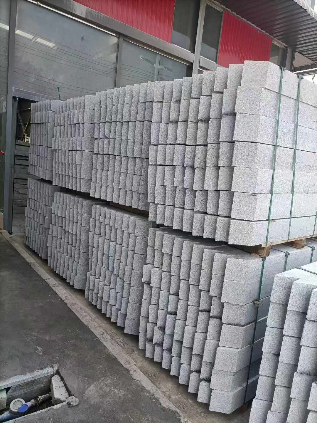 郴州芝麻白树围石 树池